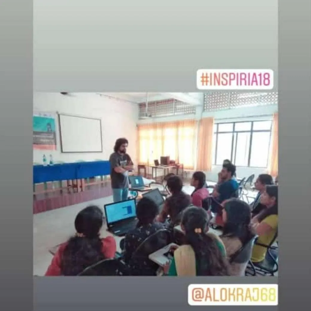 MES College of Engineering, Kuttippuram — Inspiria'18: "Mobile UI/UX Design" workshop (IEDC)